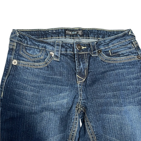 Royal Blue - Women’s Embroidered Cuffed Skinny Jeans Size 7 (30”W) - Picture 3 of 7